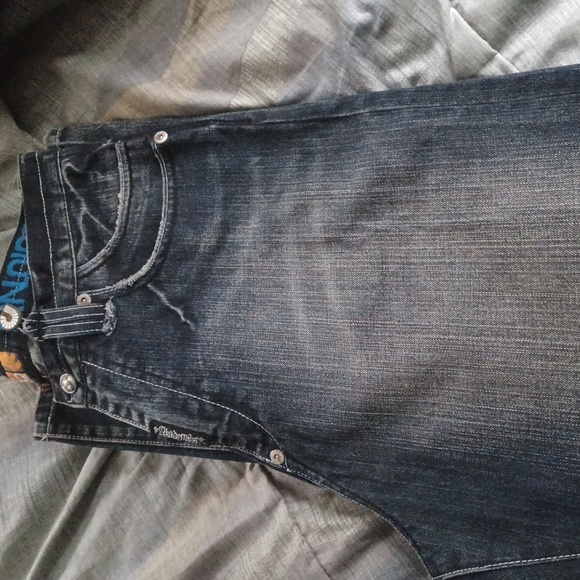 Men Jeans - Picture 8 of 11